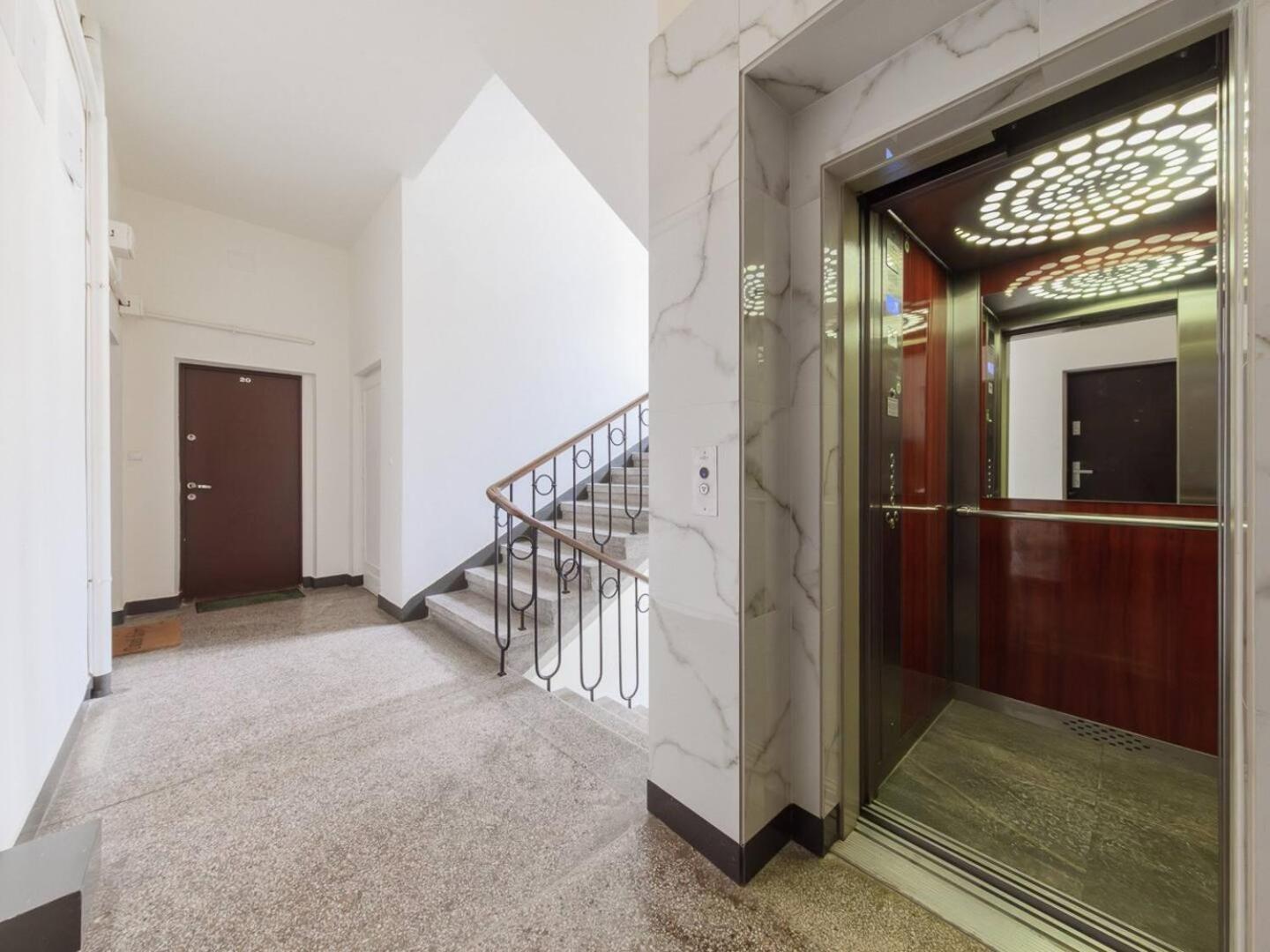 Canary Corner Studio City Centre Warszawa Zewnętrze zdjęcie